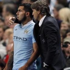Mancini Buka Pintu, Semua Tergantung Tevez