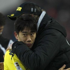 Bayern Menang, Dortmund Juga