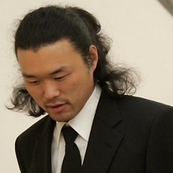 Sutradara Asal Korea Selatan Gantung Diri