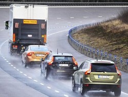 SARTRE, Mobil Volvo pun Melaju Sendiri