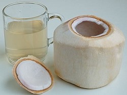 Air Kelapa Bisa Menggantikan Sport Drink?