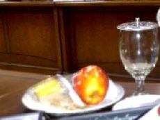 BURT: Jajanan Rapat DPR Tak Enak!