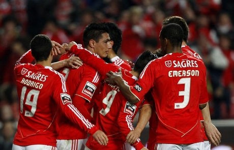 Benfica Ditunggu St Petersburg yang Dingin