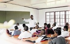Waduh! Murid yang Terlambat ke Sekolah akan Dibawa ke Kantor Polisi