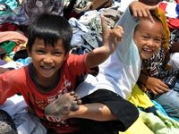 Tetap Ceria Meski Rumahnya Terbakar