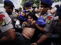 Aksi Indonesia Tanpa FPI Berlangsung Ricuh