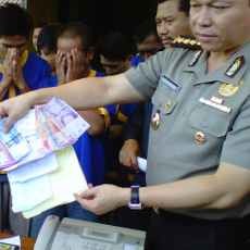 Belasan Bandar Togel Beromzet Miliaran Digulung