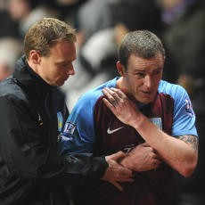 Villa Ditinggal Richard Dunne Dua Bulan