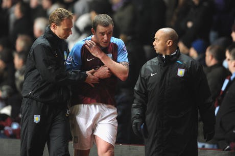 Villa Ditinggal Richard Dunne Dua Bulan