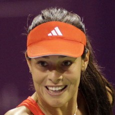 Ivanovic & Kuznetsova Lolos ke Babak Kedua