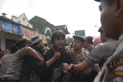 Dilawan Laskar, Seniman Bramantyo Gagal Beraksi di Depan Markas MMI