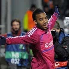 Lyon Menang Tipis Atas APOEL