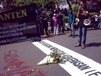 Aksi Menuntut Kasus Pembunuhan Mahasiswa UPI
