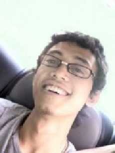 Ario Kiswinar, Si Penyulap Kertas Bekas