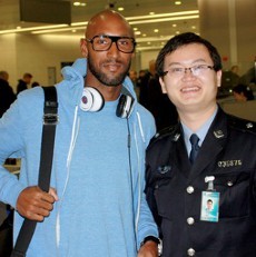 China Sambut Anelka