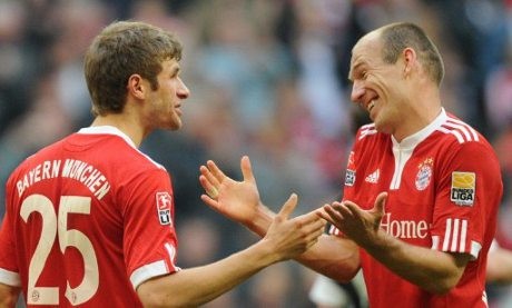 Robben Dikritik, Mueller Membela