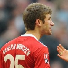 Robben Dikritik, Mueller Membela