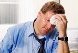 Sering Berkeringat Berlebihan, Pasti Ini Penyebabnya