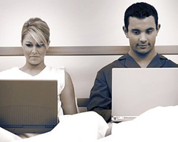 Putus Cinta, Kapan Harus Ganti Status di Facebook?