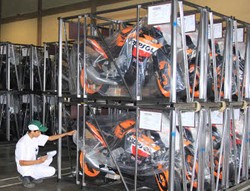 Honda Rilis CBR150R ala MotoGP