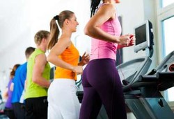 Tandanya Tak Mudah Kena Stroke: Jalan Cepat, Genggaman Kuat