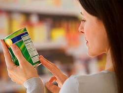 Alergi Makanan? Baca Teliti Label Makanan Sebelum Membeli!