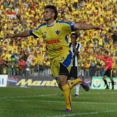 Gaston Hat-trick, Gresik United Atasi Persidafon 3-2