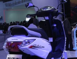 Swish, Skutik Anyar Suzuki