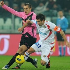 Bekuk Catania, Juve Geser Milan dari Puncak Klasemen