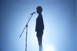 Gille, Penyanyi Misterius Yang Menyanyikan Lagu AKB48