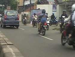 Melawan Arus? Ah Sudah Biasa