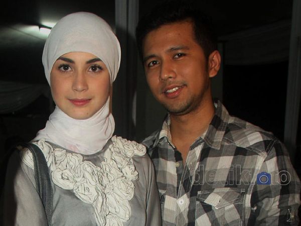Arumi & Emil Makin Lengket