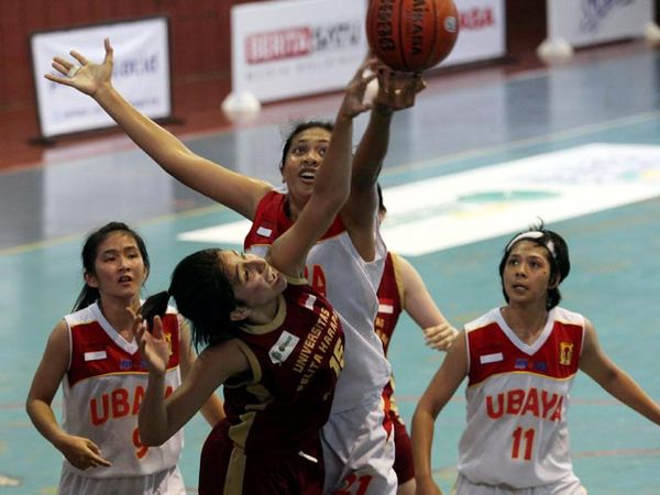 Ubaya Juarai Libamanas 2012