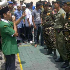 Pembacaan Tuntutan Briptu Eko Ditunda, GP Ansor Datangi Kejaksaan