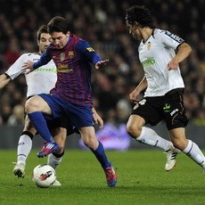 Emery Akui Barca Superior