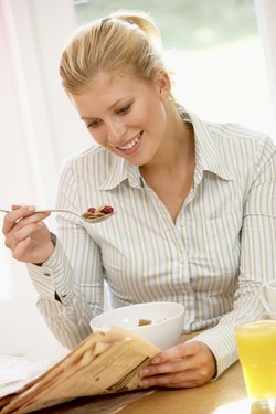 Makanan di Kantor Bisa Rusak Program Diet