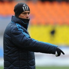 Mourinho Tak Mau Setengah-setengah