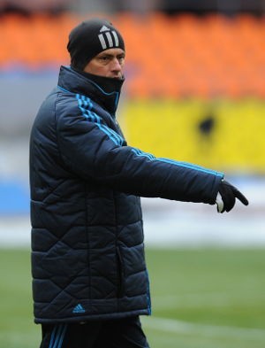 Mourinho Tak Mau Setengah-setengah