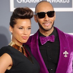 Suami Alicia Keys Ingin 2NE1 & Rihanna Berkolaborasi