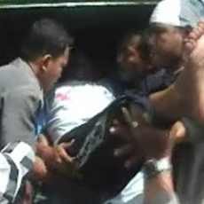 Ngerem Mendadak, Sopir Truk Trailer Tergencet Muatan Sendiri