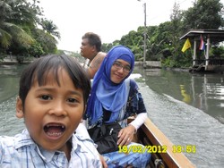 Wat Sai Floating Market Wisata Pinggiran Bangkok