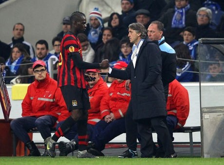 UEFA Tanggapi Keluhan City Soal Suporter Porto