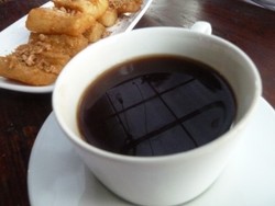 Kopi Tubruk Wangi plus Singkong Bawang di Ruang Pembebasan