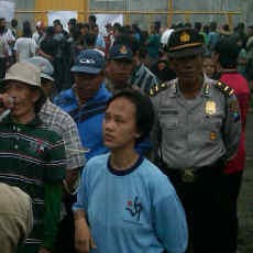 Ratusan Warga Demo Pabrik Baja Tuntut Tidak Cemari Lingkungan