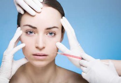 Bedah Plastik Membuat Orang Terlihat 9 Tahun Lebih Muda