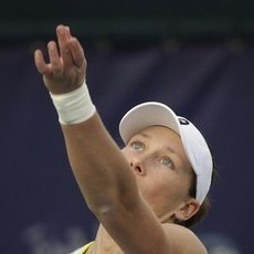 Stosur Lolos, Azarenka Mundur