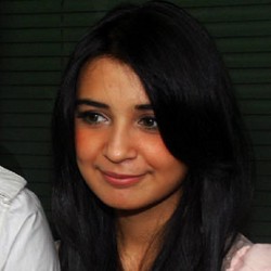 Digosipkan Hamil, Shireen Sungkar Ketawa-ketiwi