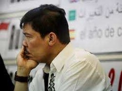  Mobil Pengacara Johnson Panjaitan Dicoreti Diam atau Mati! di Bandara