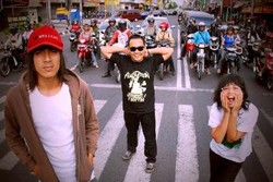 Trio Punk Rock Yogyakarta, The Frankenstone, Gelar Tur Singapura dan Malaysia