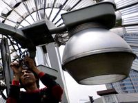 Lampu Hemat Energi Tekan Biaya Listrik